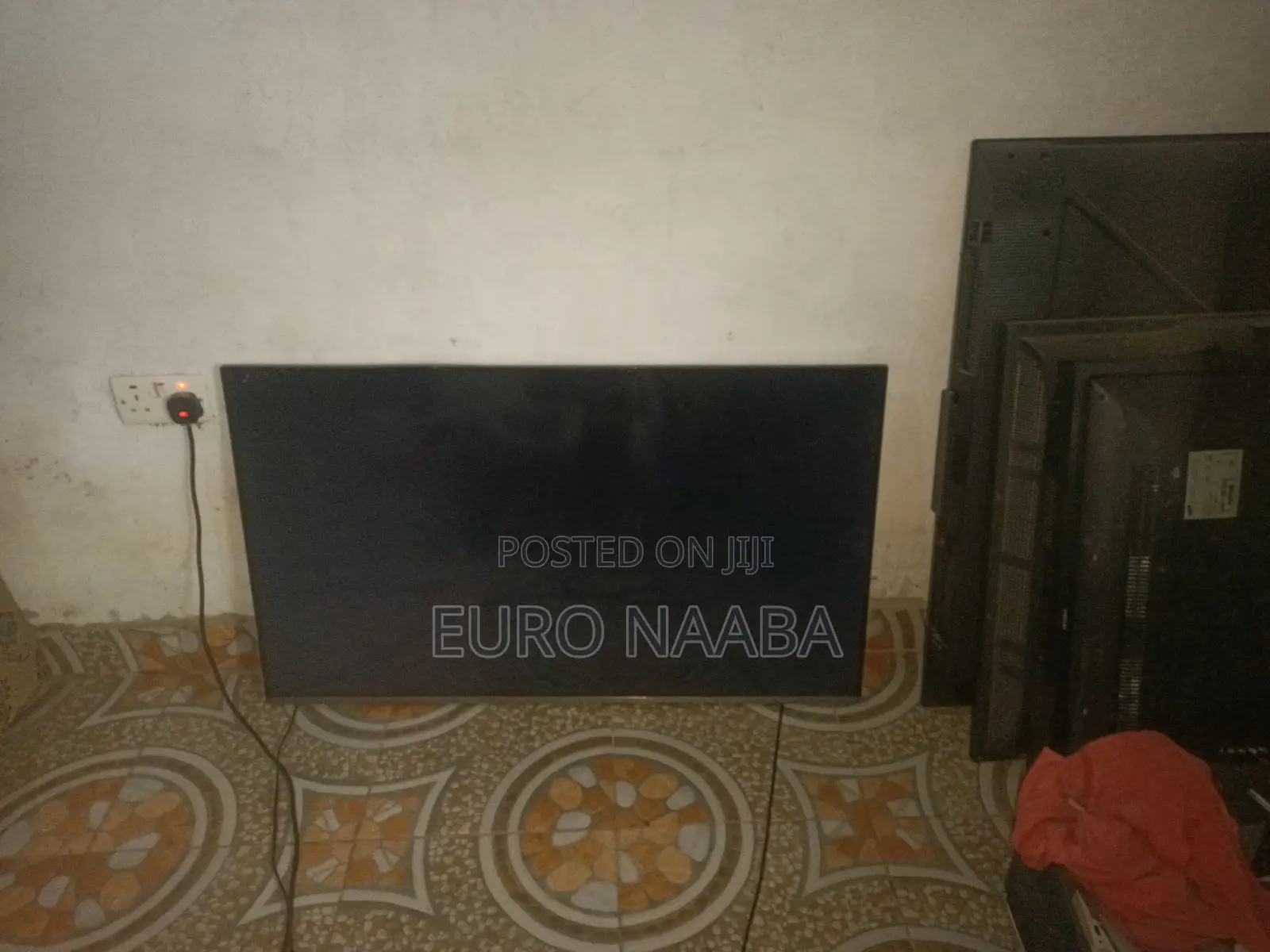 Just Arrived Used Uk 48" Samsung Tv With Remote