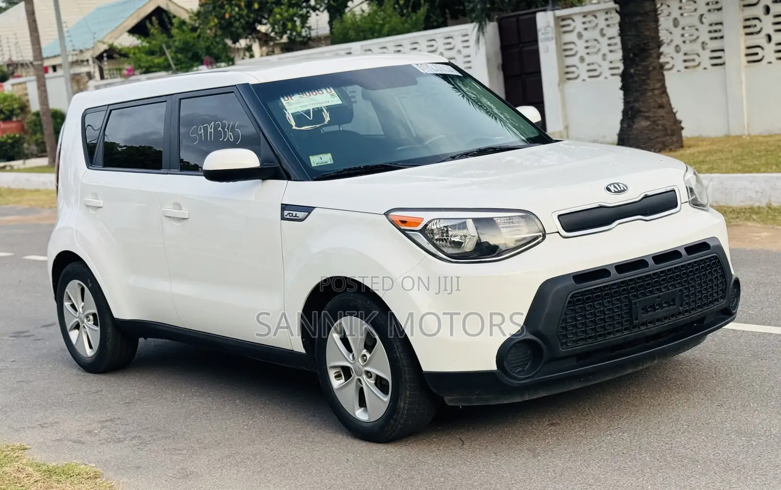Kia Soul Base Hatchback 2016 White