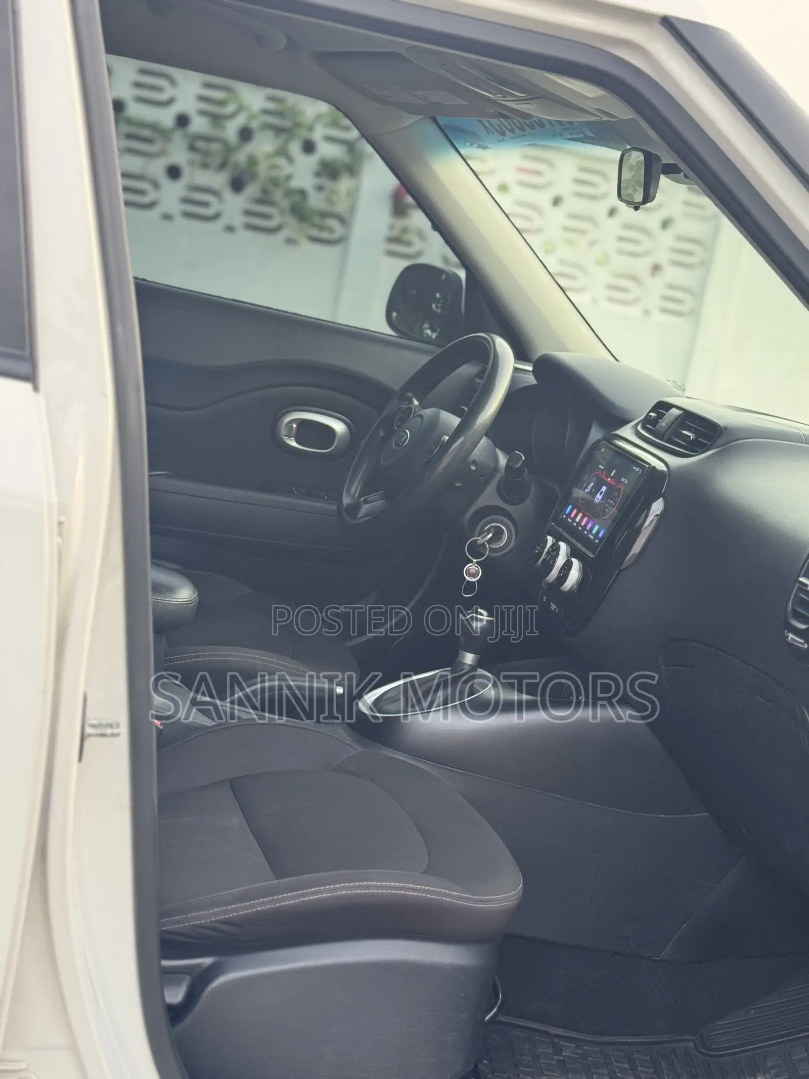 Kia Soul Base Hatchback 2016 White