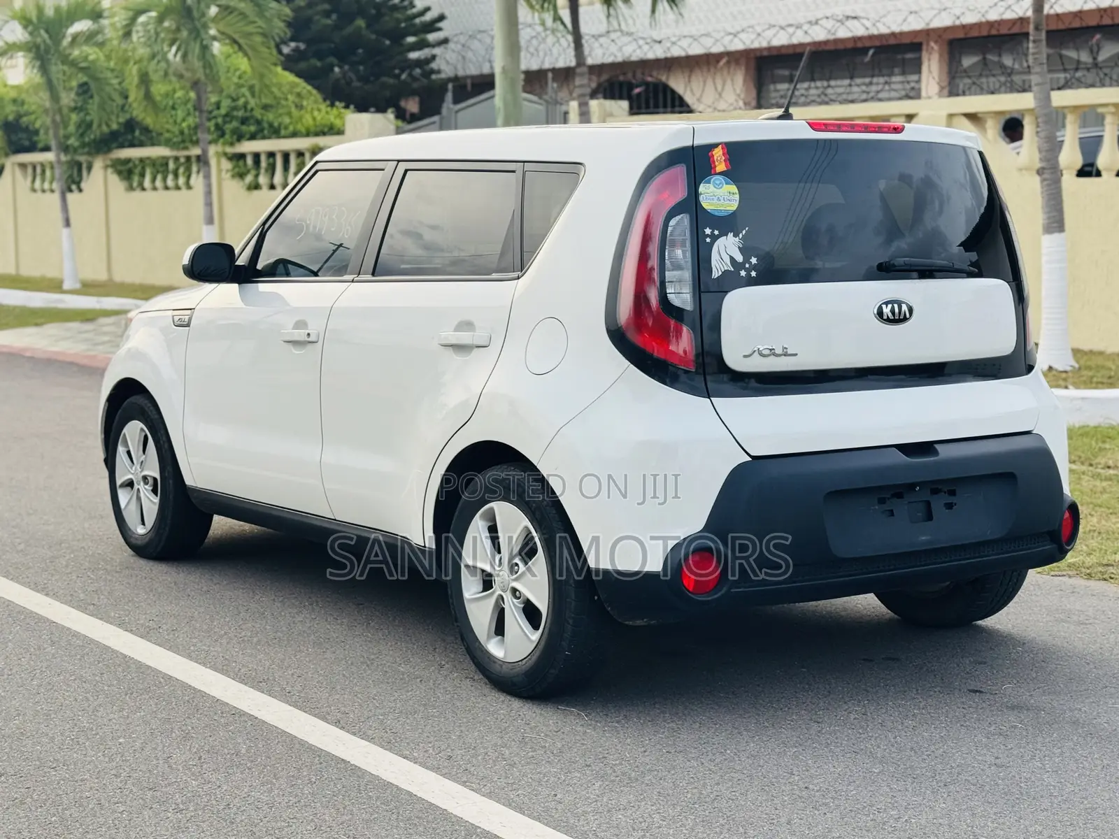 Kia Soul Base Hatchback 2016 White