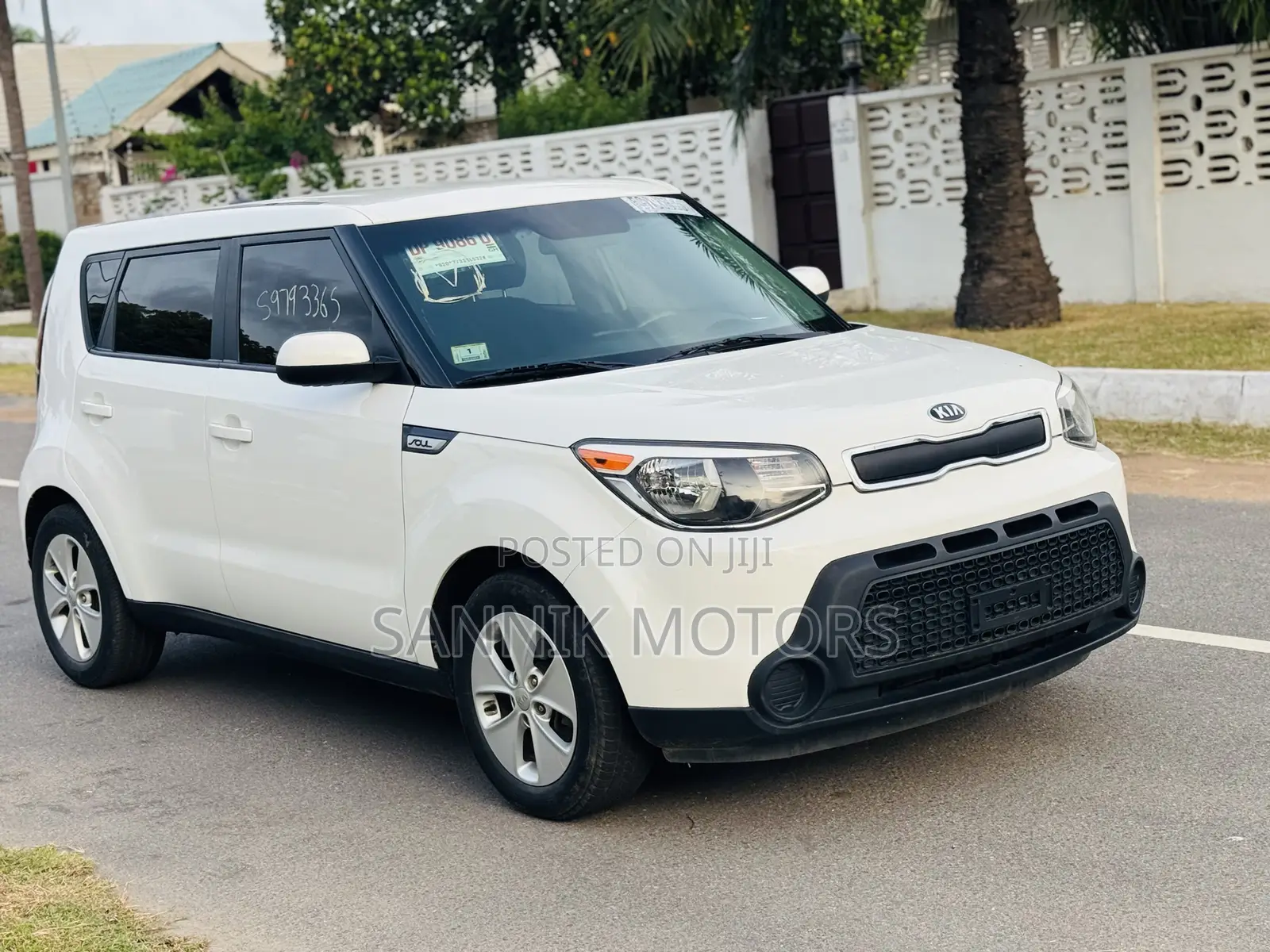 Kia Soul Base Hatchback 2016 White