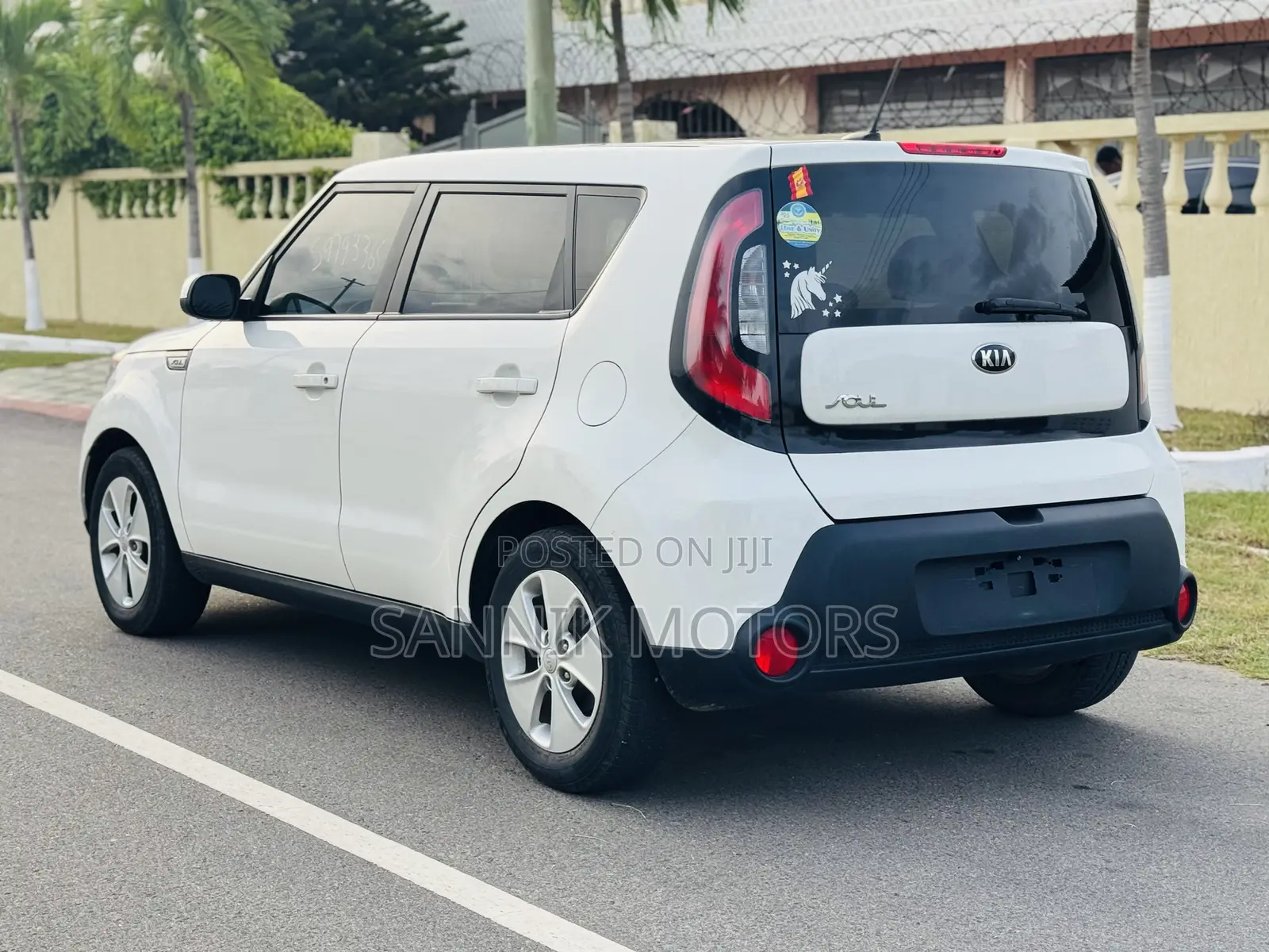 Kia Soul Base Hatchback 2016 White