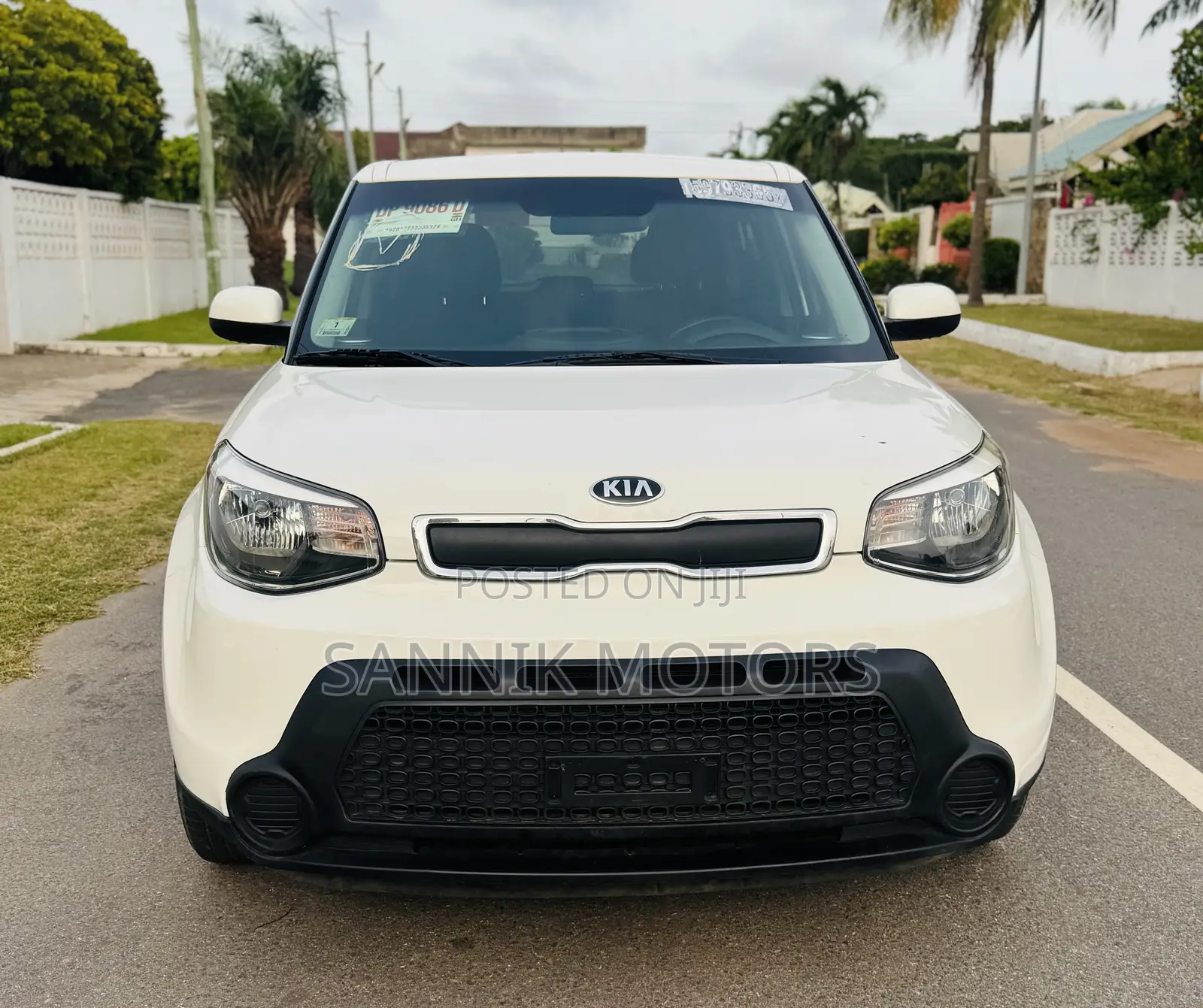 Kia Soul Base Hatchback 2016 White