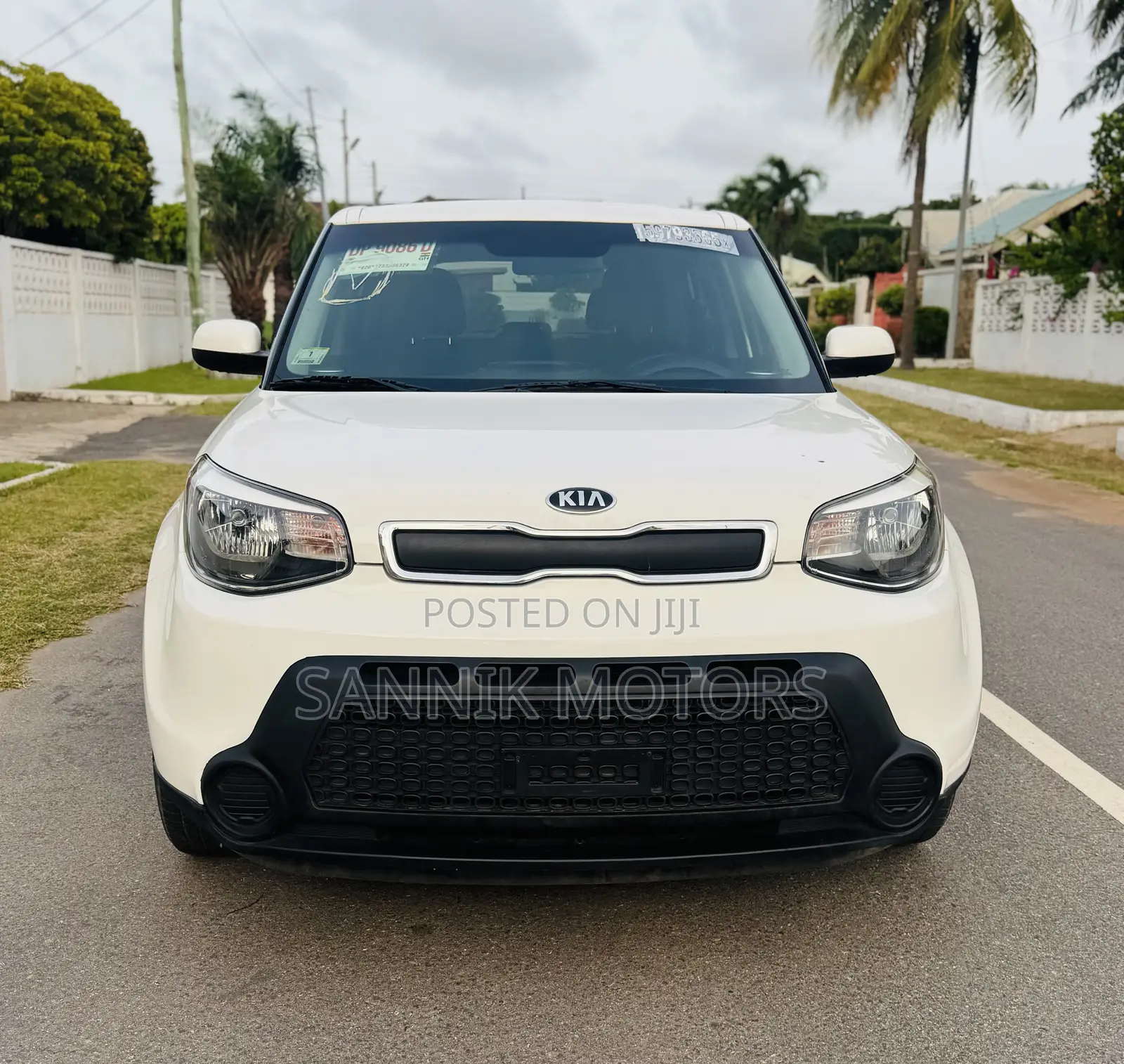 Kia Soul Base Hatchback 2016 White