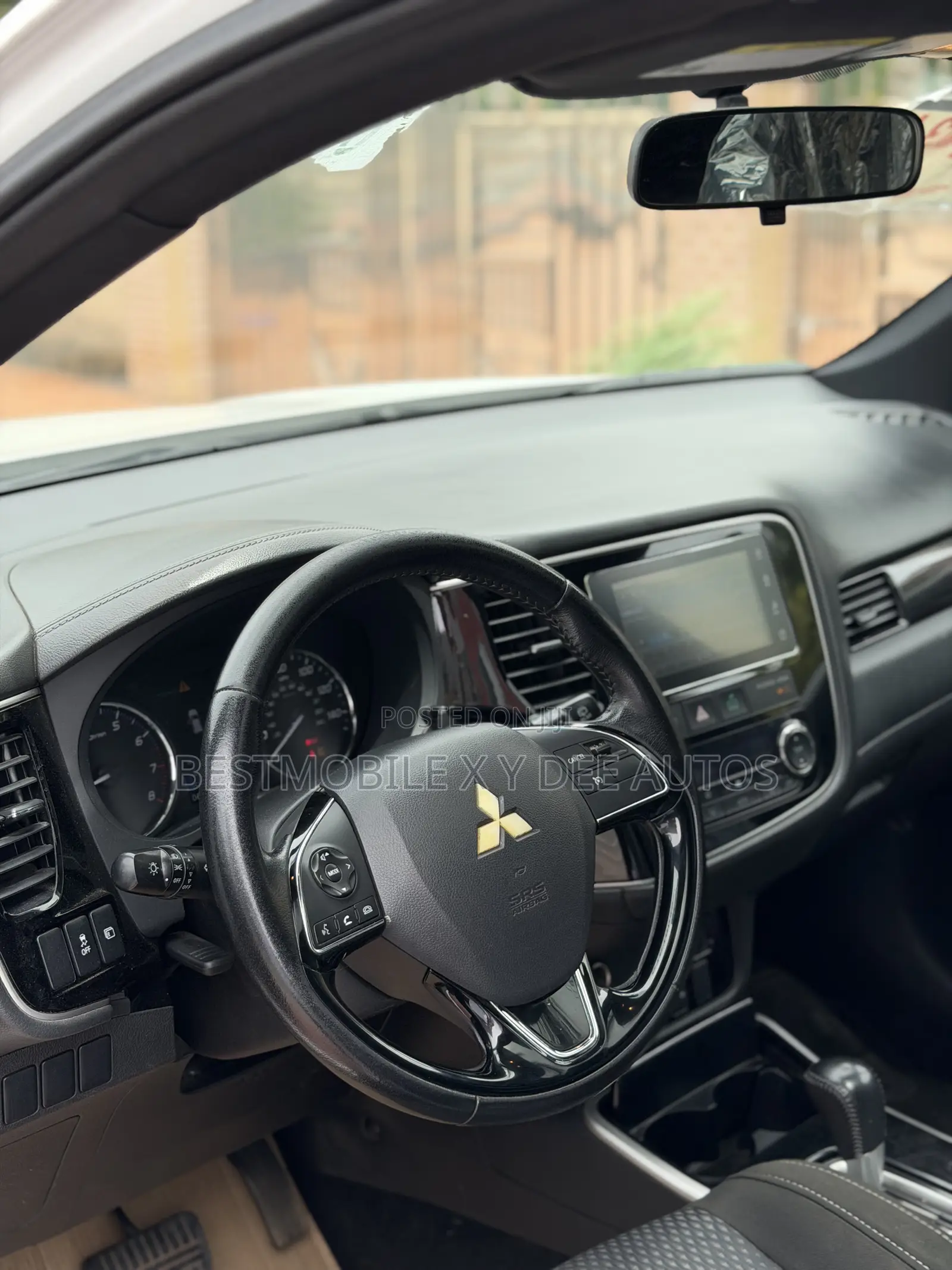 Mitsubishi Outlander SE FWD 2018 White