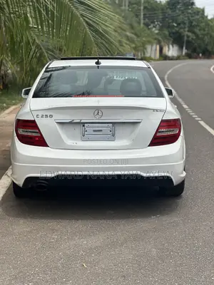 Mercedes-Benz C250 2013 White