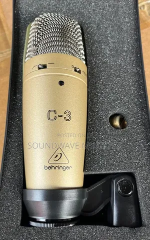 Beheringer C-3 Studio Condenser Microphone