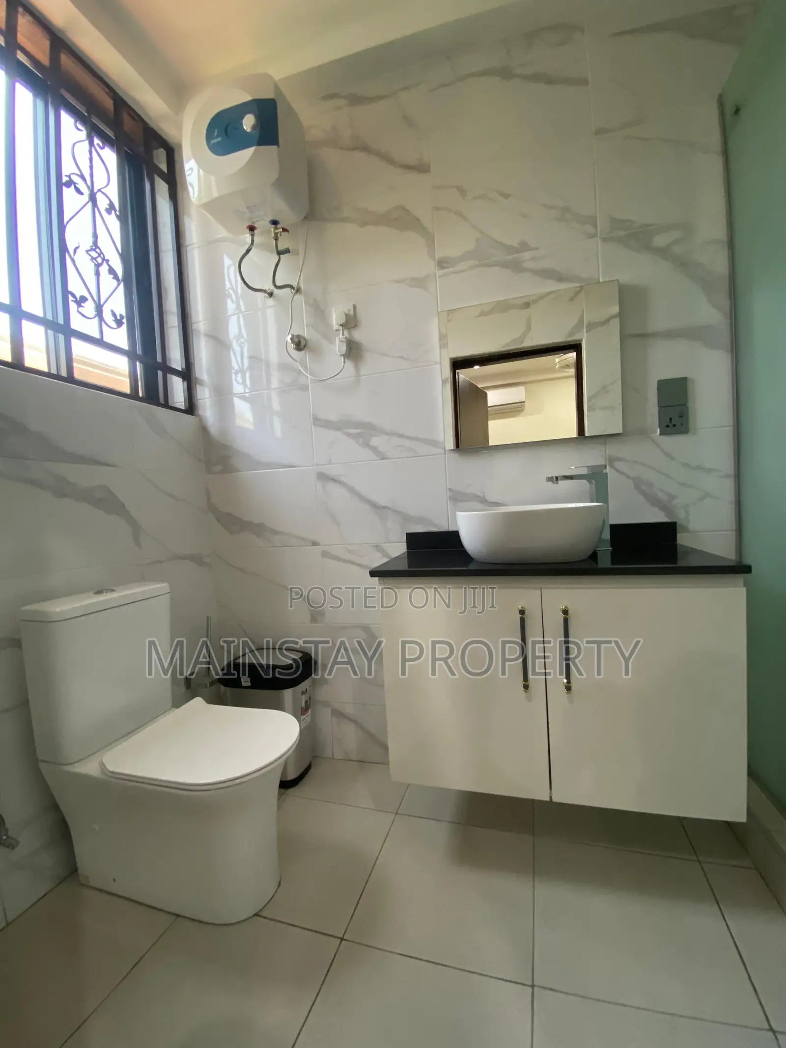 Furnished 4bdrm House in Mainstay Estates, East Legon for sale