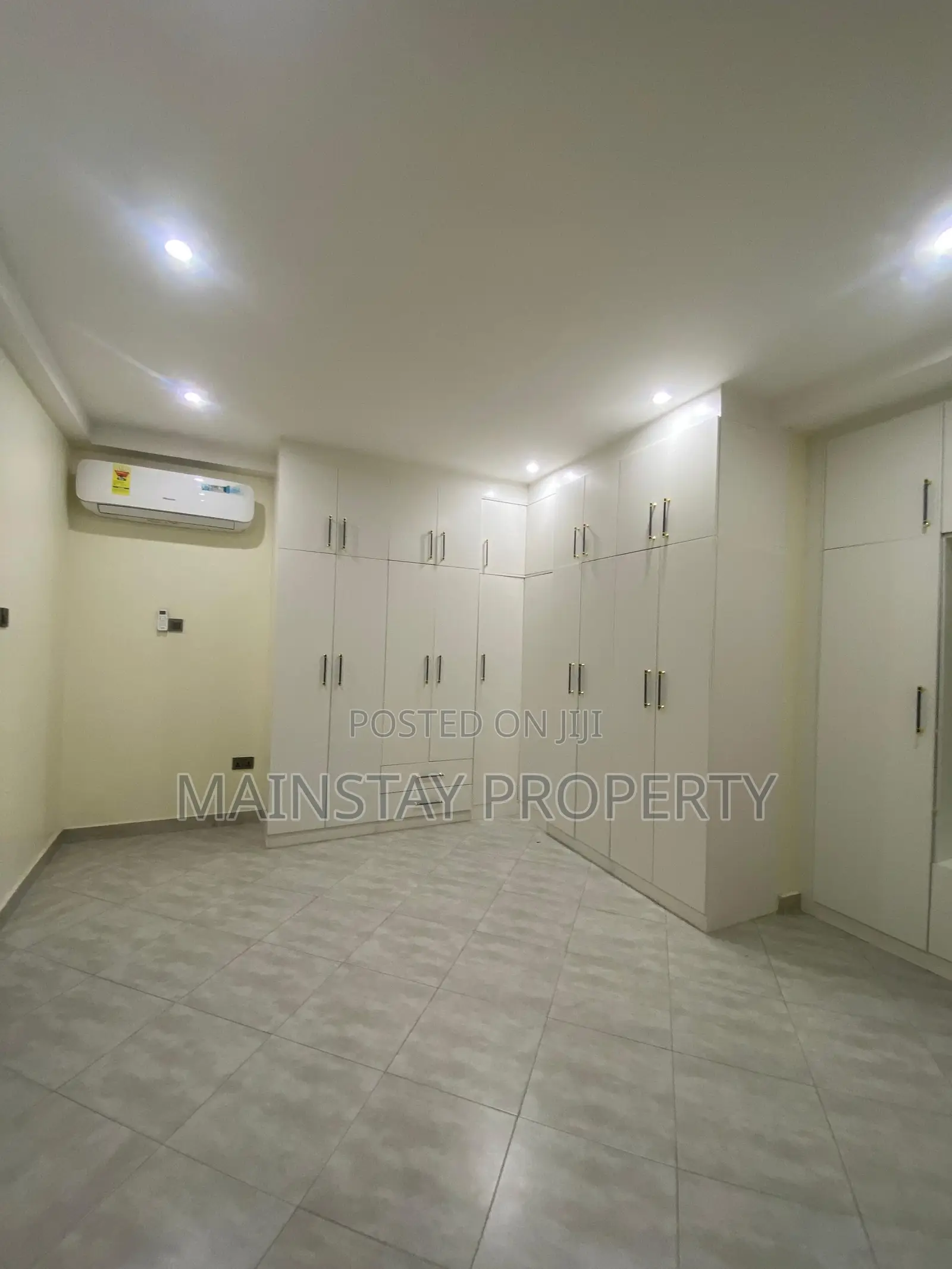 Furnished 4bdrm House in Mainstay Estates, East Legon for sale