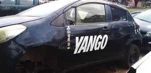 Toyota Vitz 2010 Black