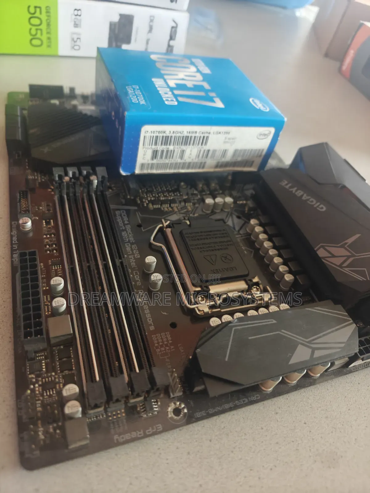 Gigabyte Board and 10th Gen Core I7 