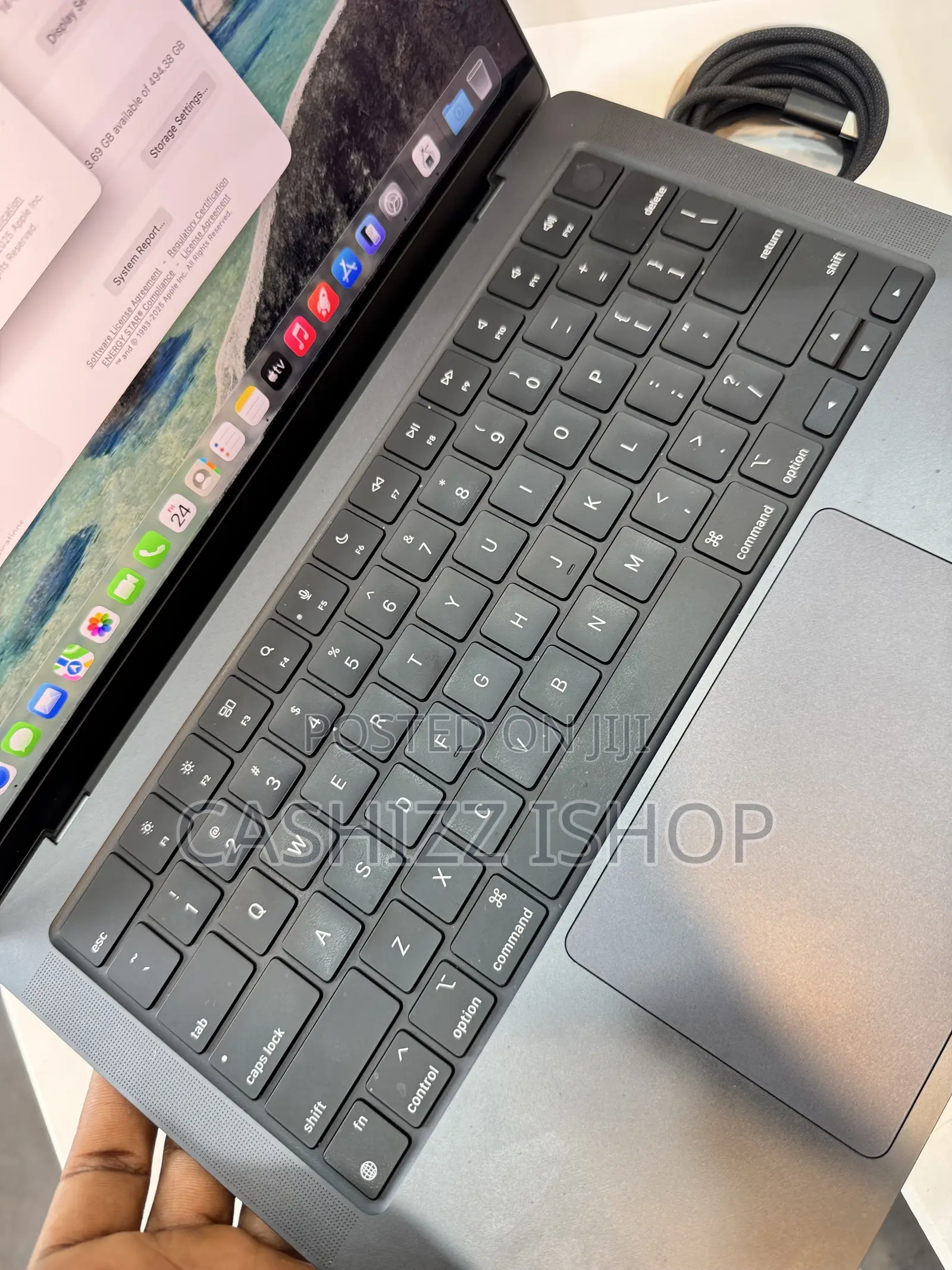 Laptop Apple MacBook Pro 2024 M4 14-inch 16GB Apple M4 SSD 512GB
