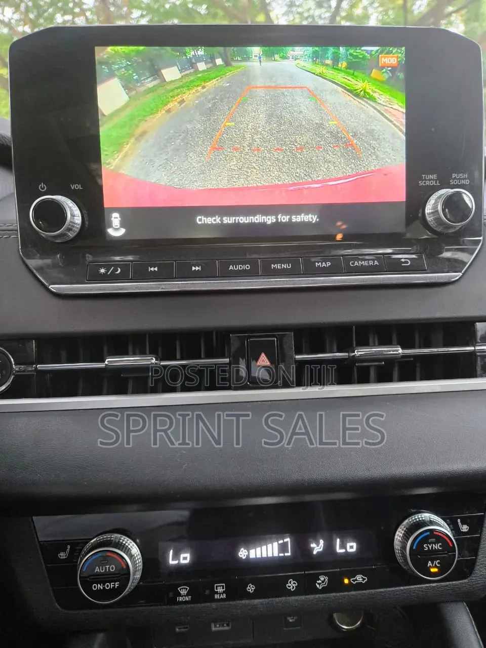 Mitsubishi Outlander SE 2022 Red