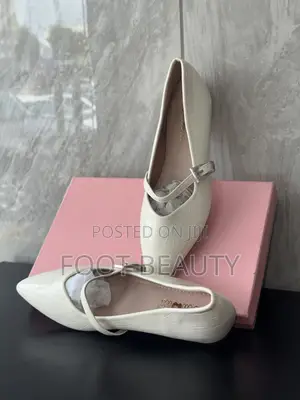 Women Flat Shoes