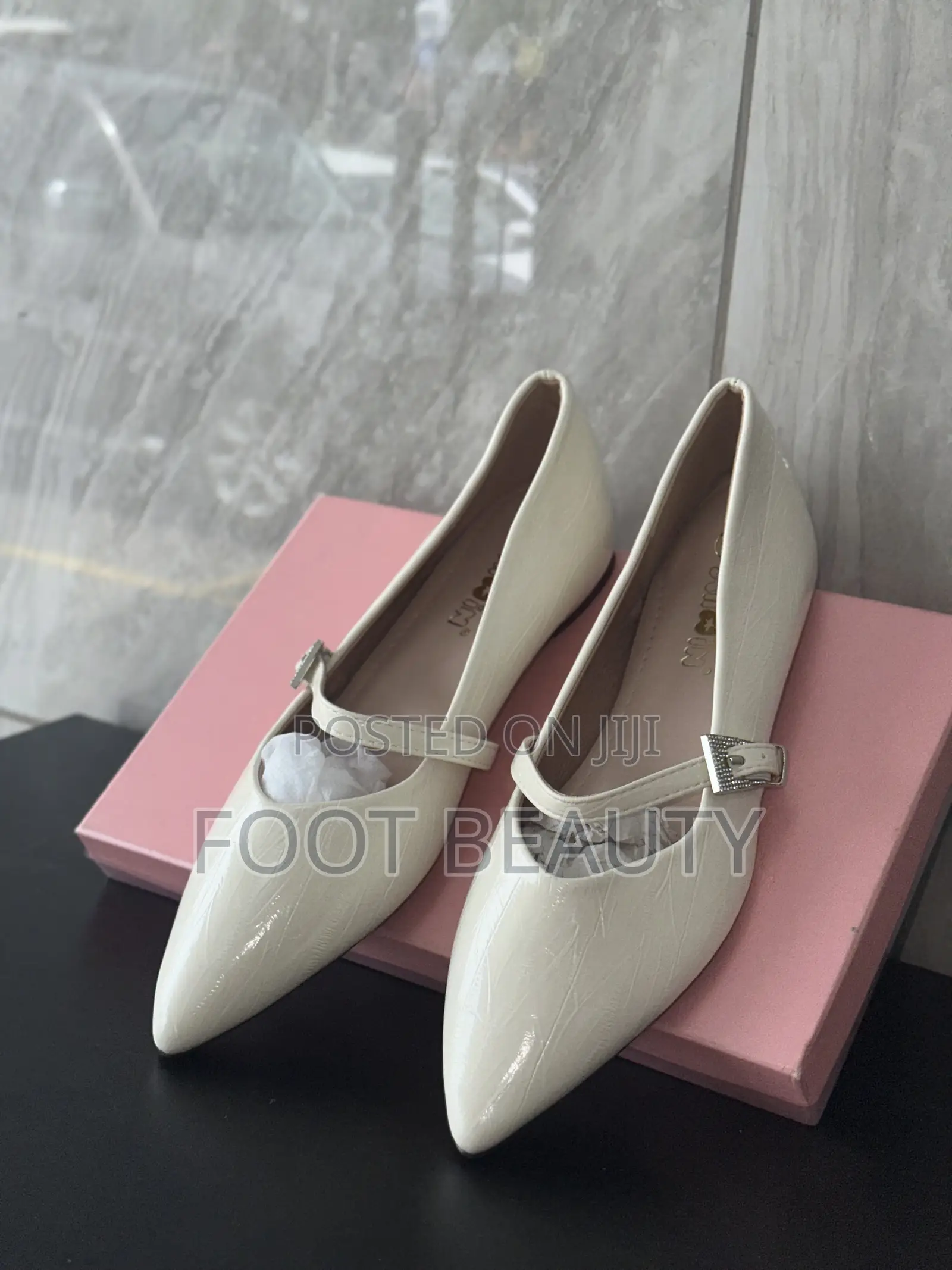 Women Flat Shoes