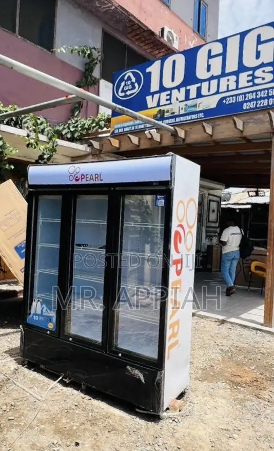 Quality Pearl PVC-150 3 Door Display Fridge/Beverage Cooler(950l).