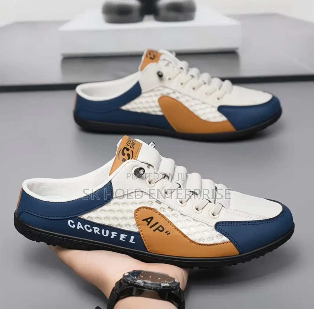 Stylish Slip-on Sneakers With a Lace-Up Front