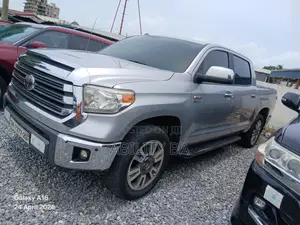Toyota Tundra 2018 Silver