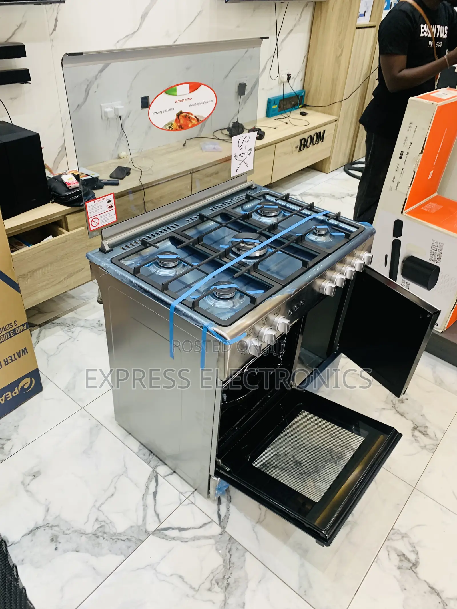 Quality Sleek Gas Cooker Oven Rotisserie 5burner 60/90