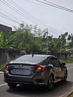 Honda Civic Touring Sedan 2018 Gray