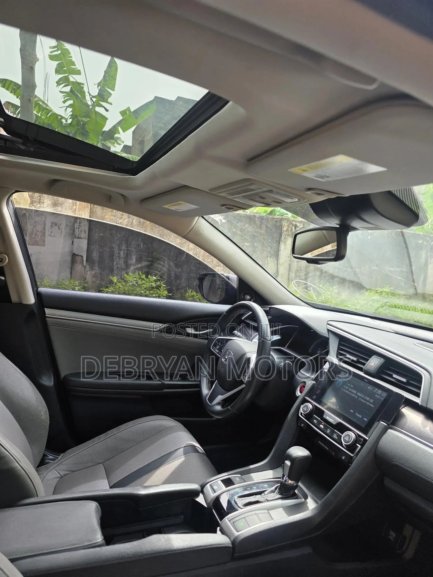 Honda Civic Touring Sedan 2018 Gray