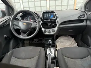 Chevrolet Spark 2018 Red