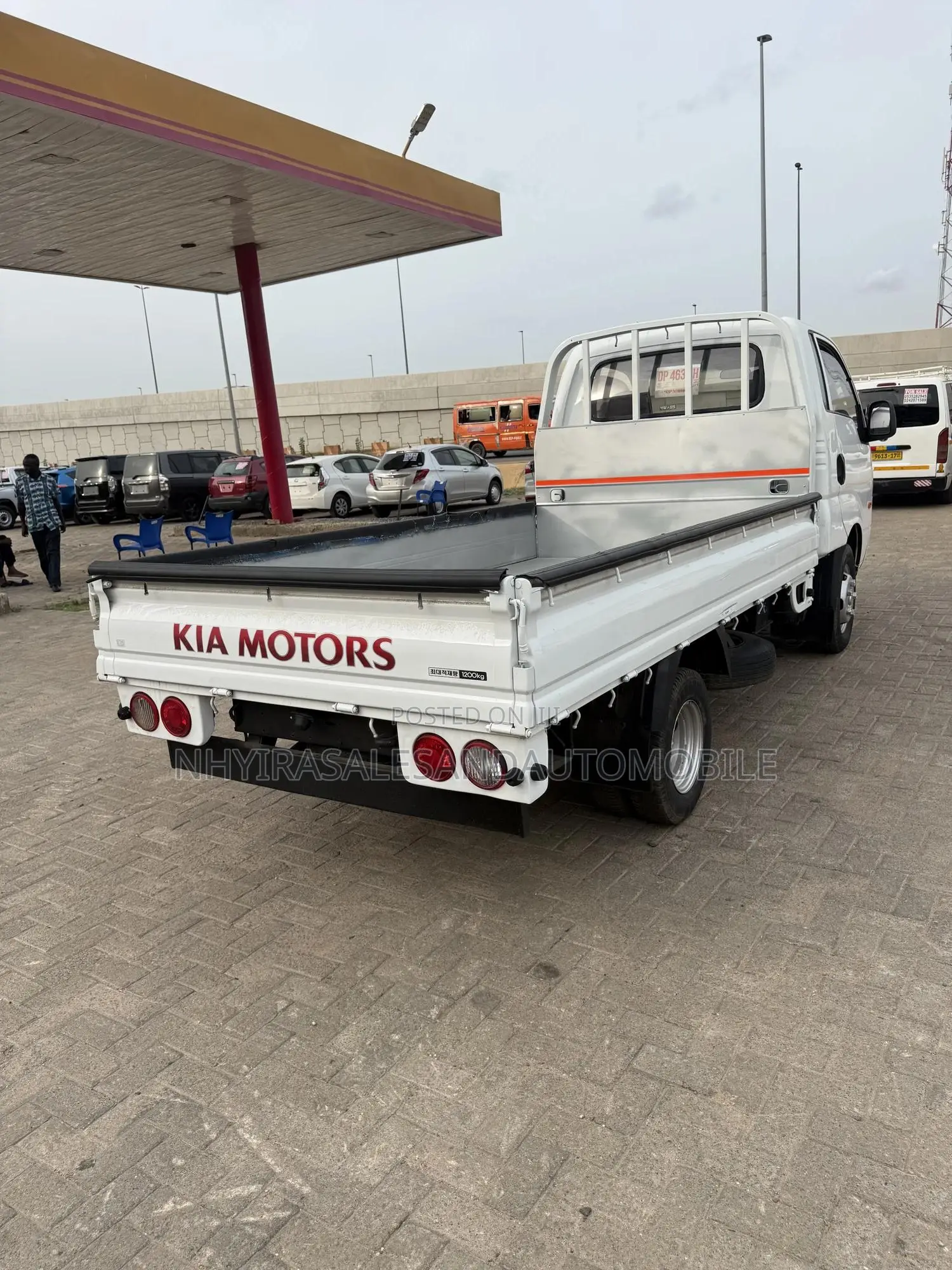 Kia Bongo 2012 White