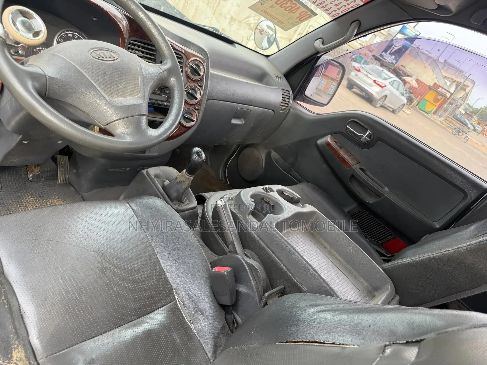 Kia Bongo 2012 White