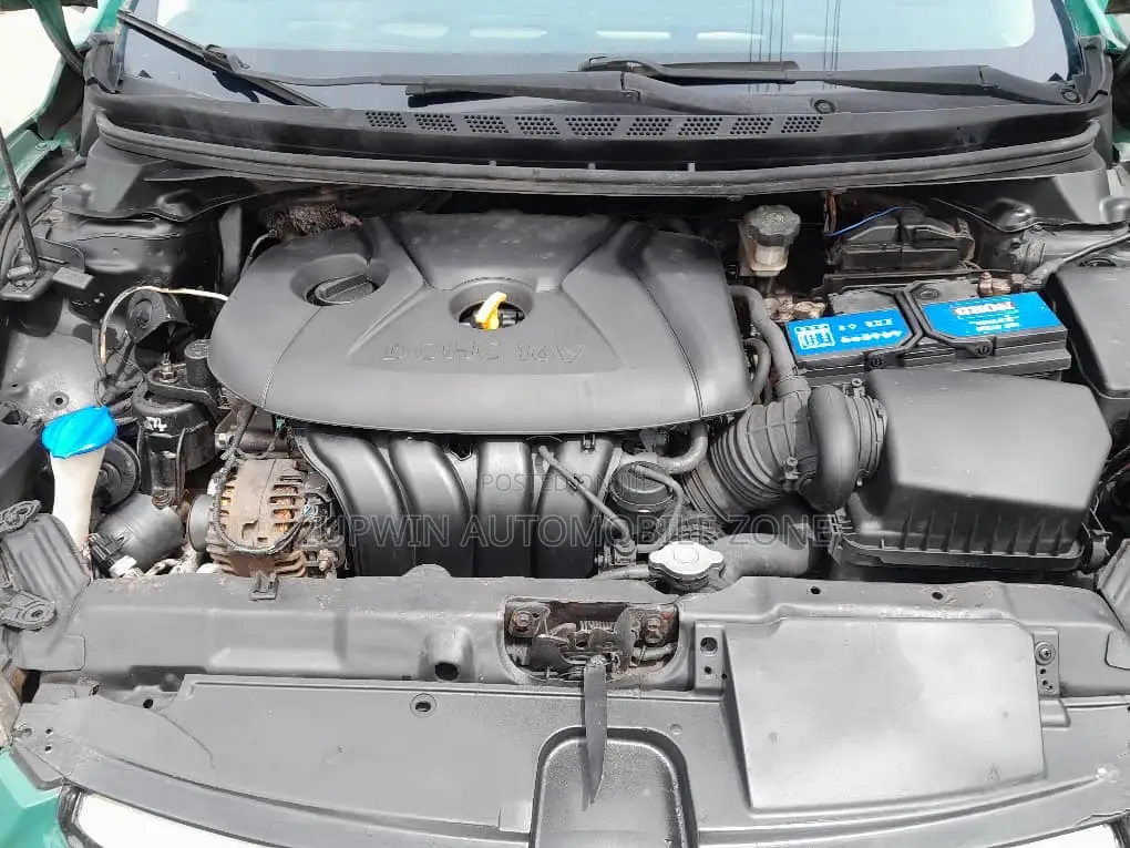 Hyundai Elantra 2012 Green