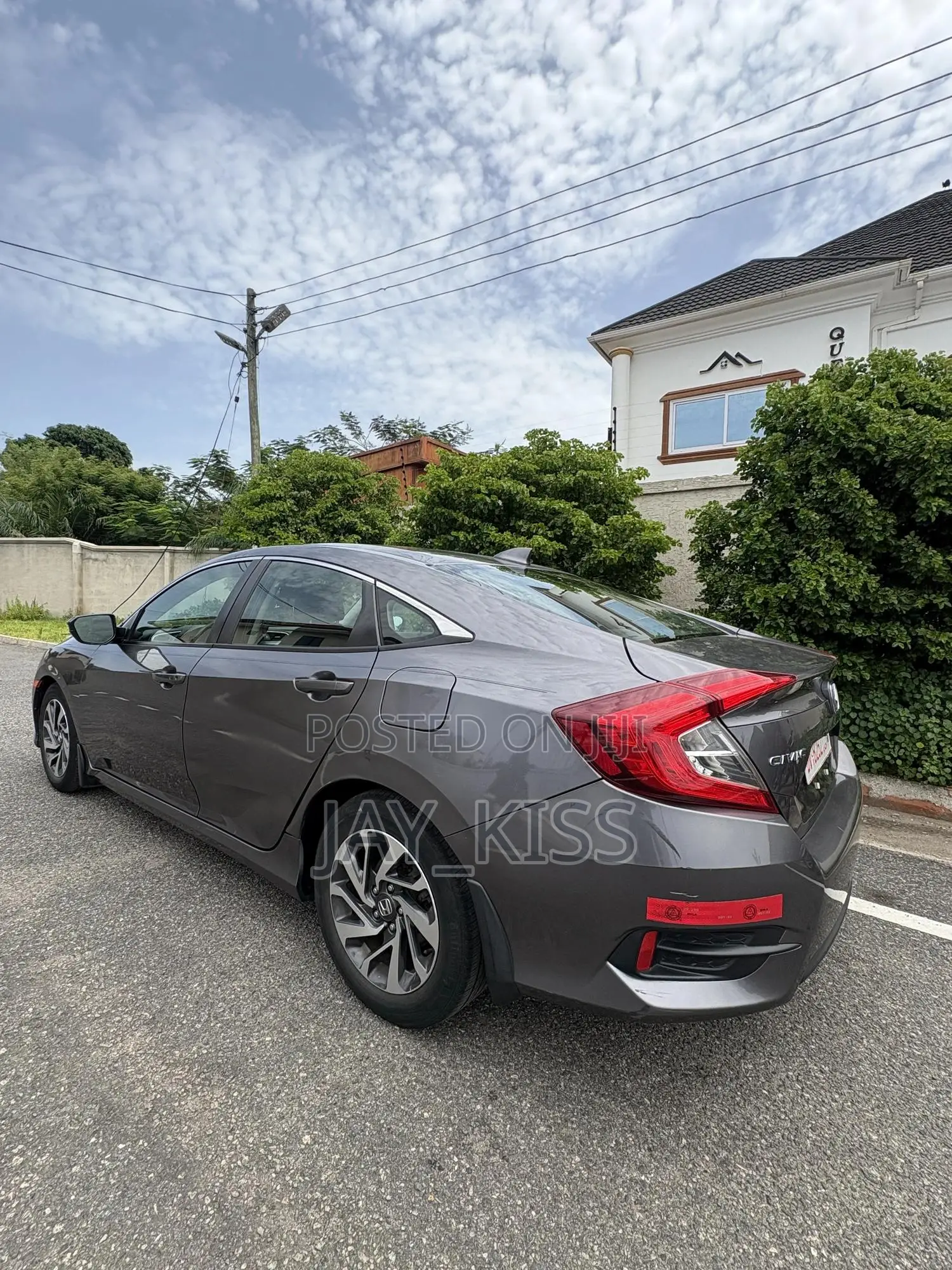 Honda Civic EX 4dr Sedan (2.0L 4cyl) 2017 Gray