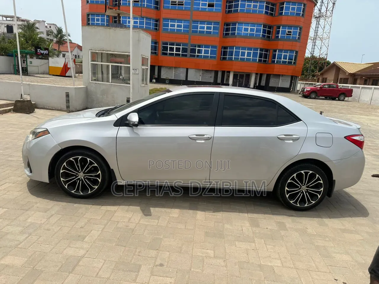 Toyota Corolla S 4dr Sedan (1.8L 4cyl CVT) 2016 Silver
