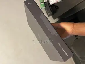 New Microsoft Surface Pro 11th Edition, a Copilot+ PC 16GB SSD 1T