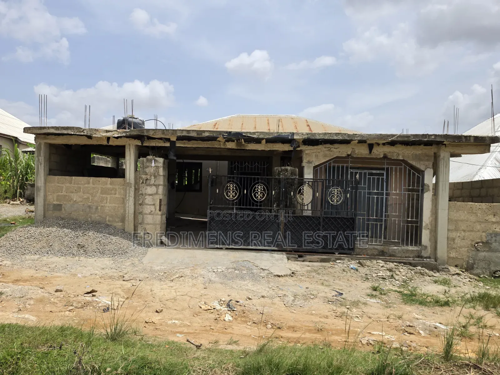 3bdrm House in Fredimens Real, Afigya-Kwabre for sale