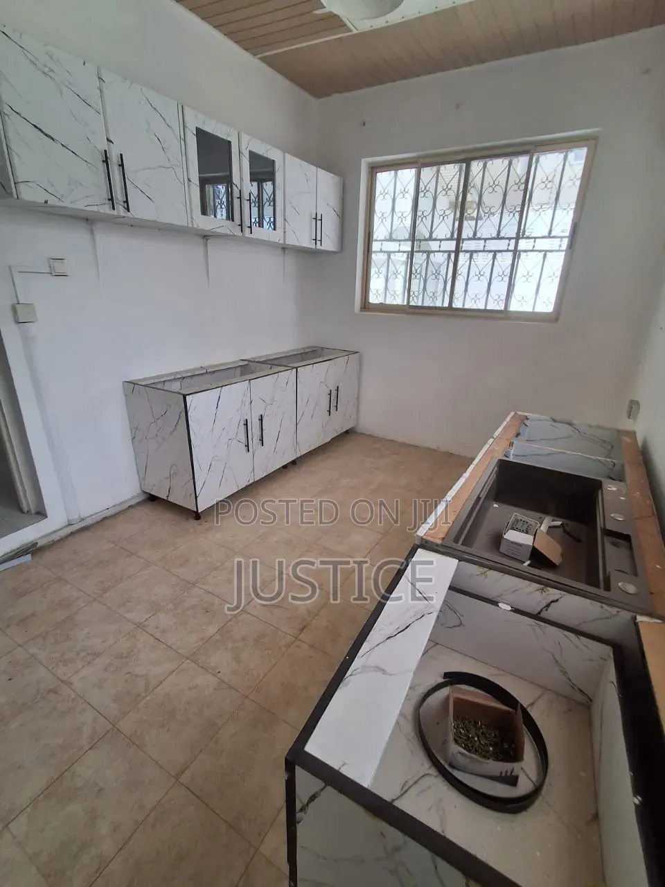 5bdrm House in Labone, Celsbridge Area for rent