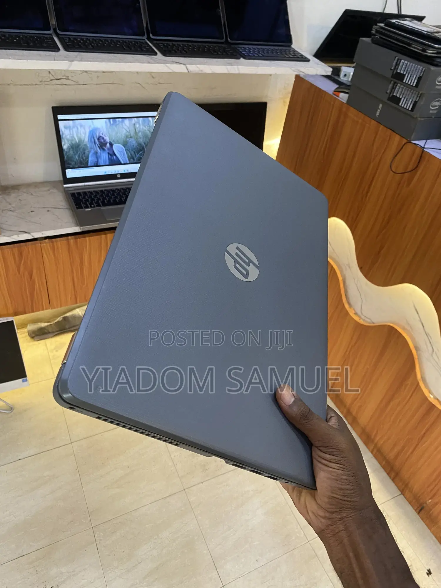 Laptop HP 15 4GB AMD A10 SSD 128GB