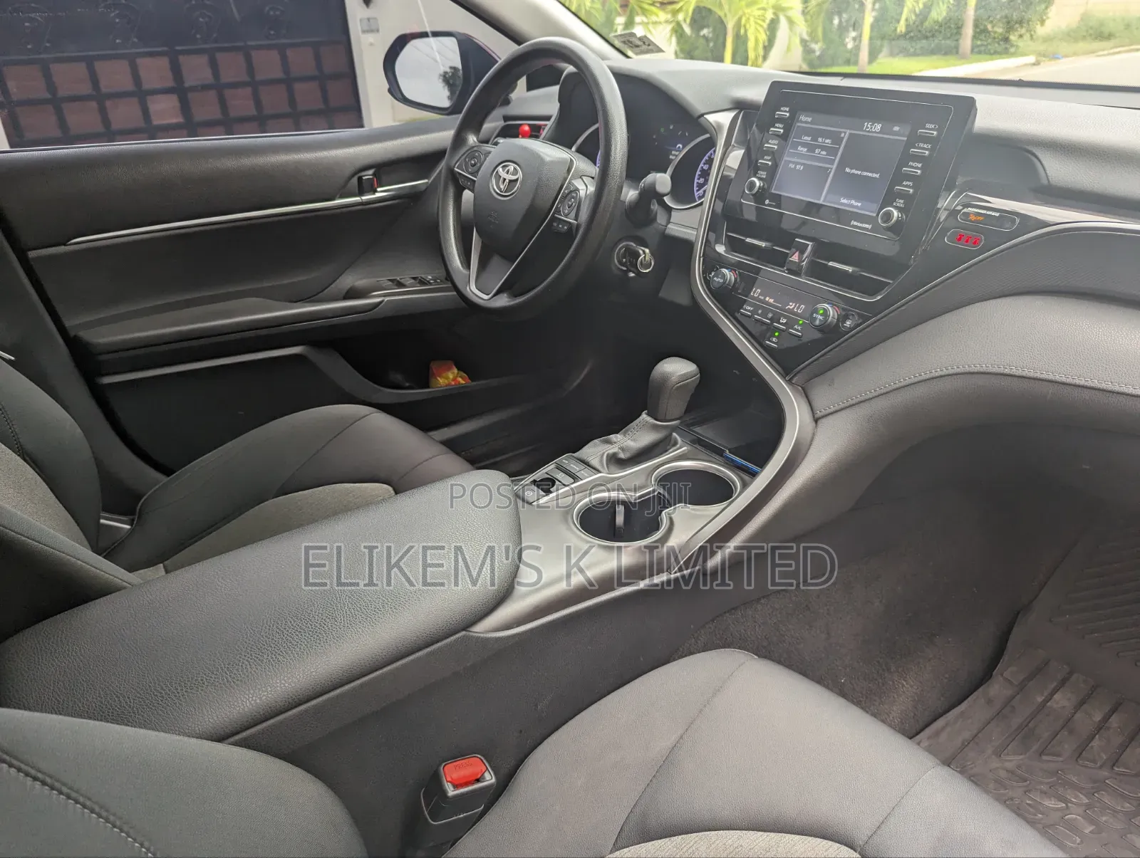 Toyota Camry LE 2022 Red