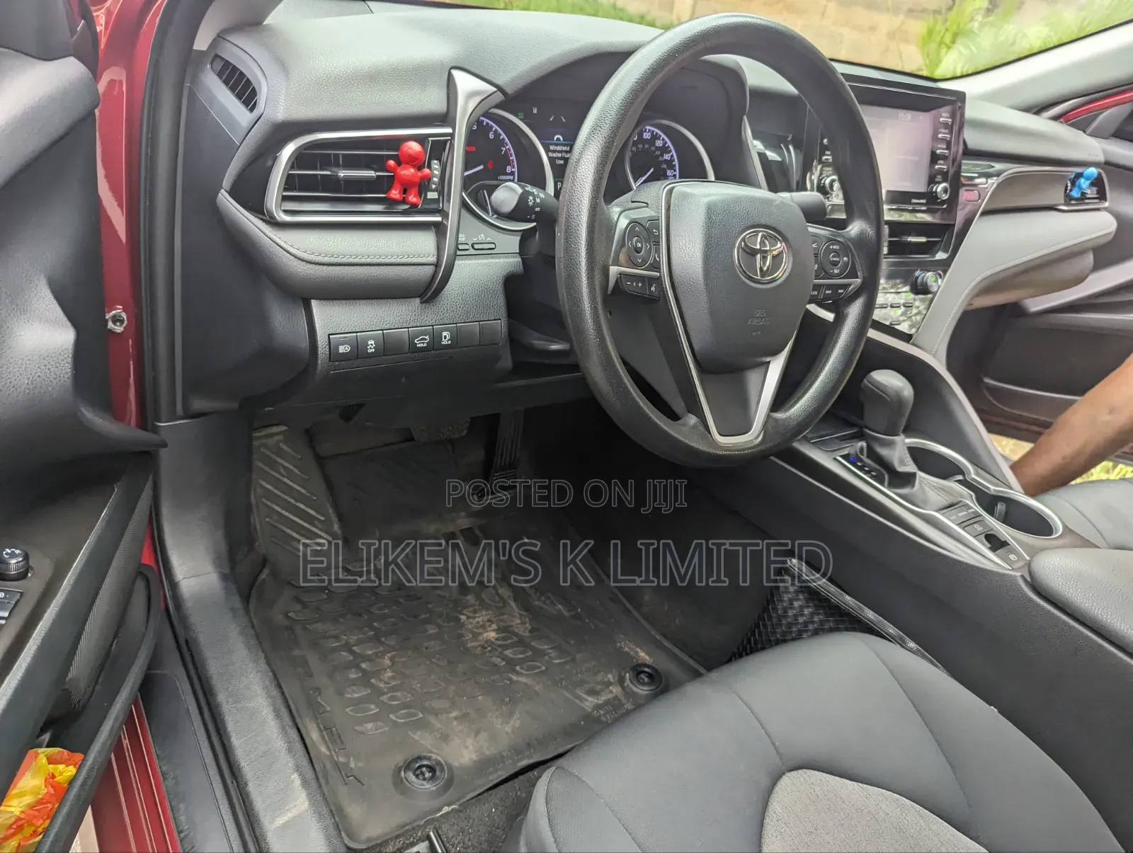 Toyota Camry LE 2022 Red
