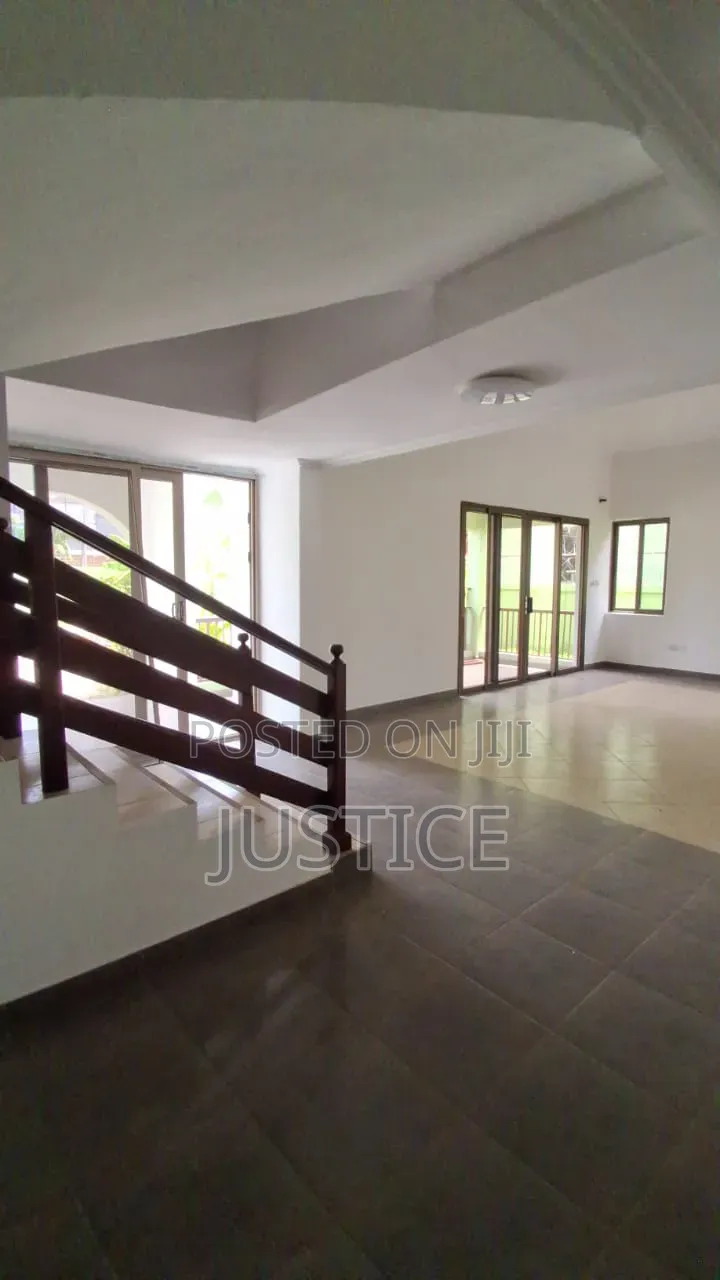 4bdrm House in Cantonments, DVLA Area for rent