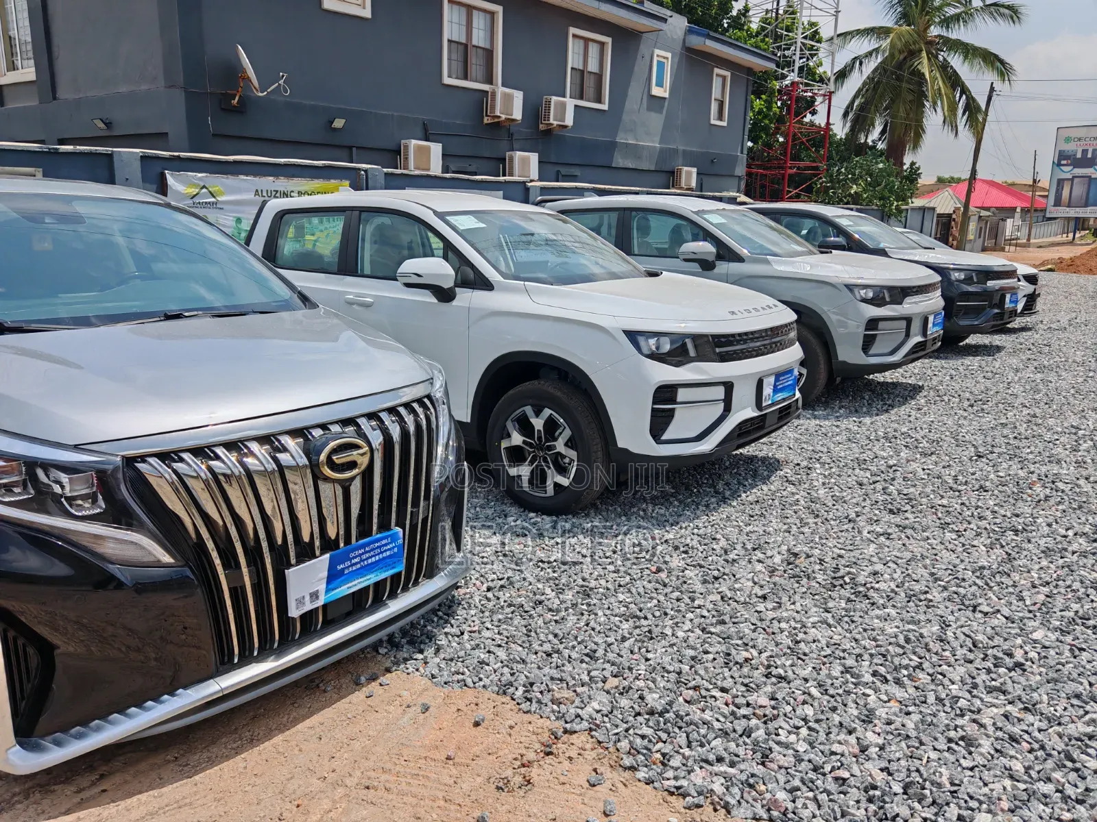 Car Sales + Live Streaming