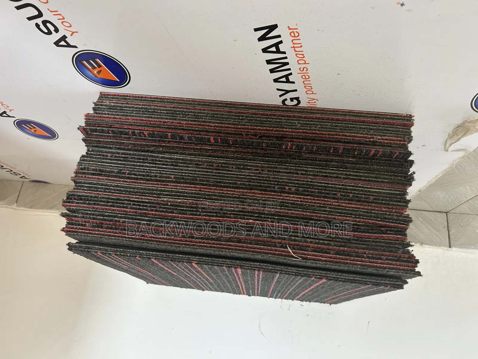 60pcs Woolen Tile Carpet