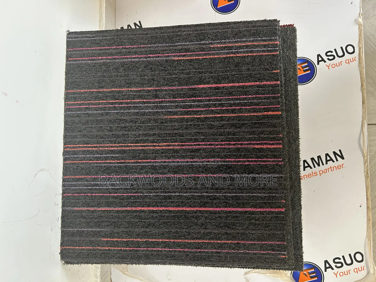60pcs Woolen Tile Carpet