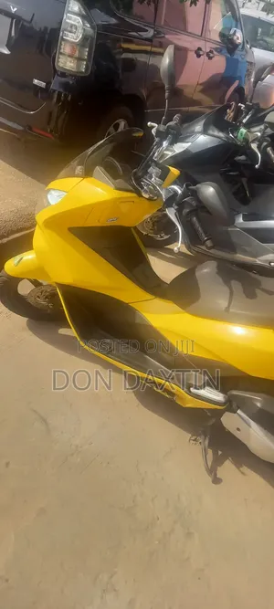 Honda 2024 Yellow