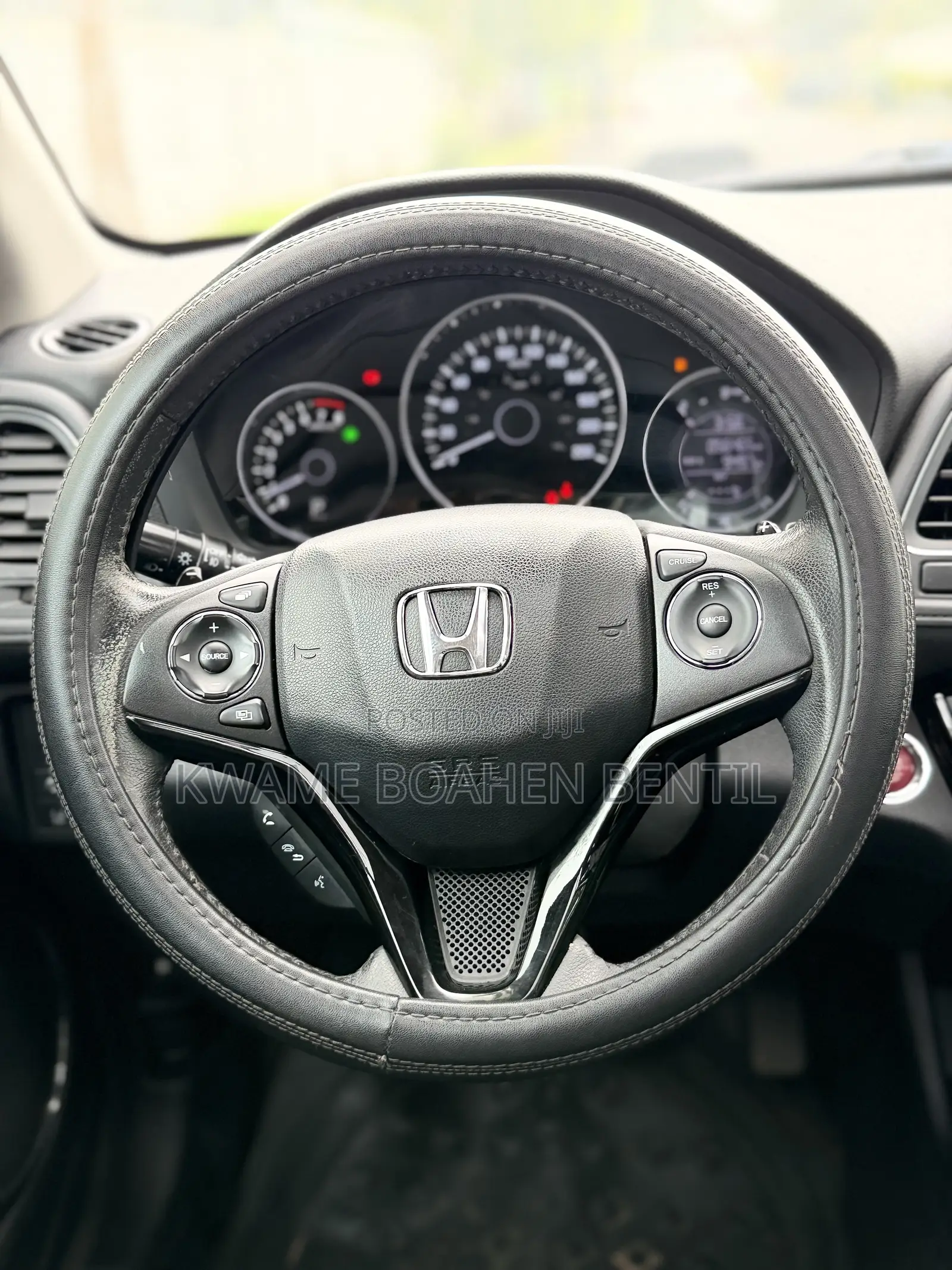 Honda HR-V 4dr SUV (1.5L 4cyl CVT) 2016 Red