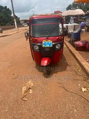 Bajaj RE 2024 Red
