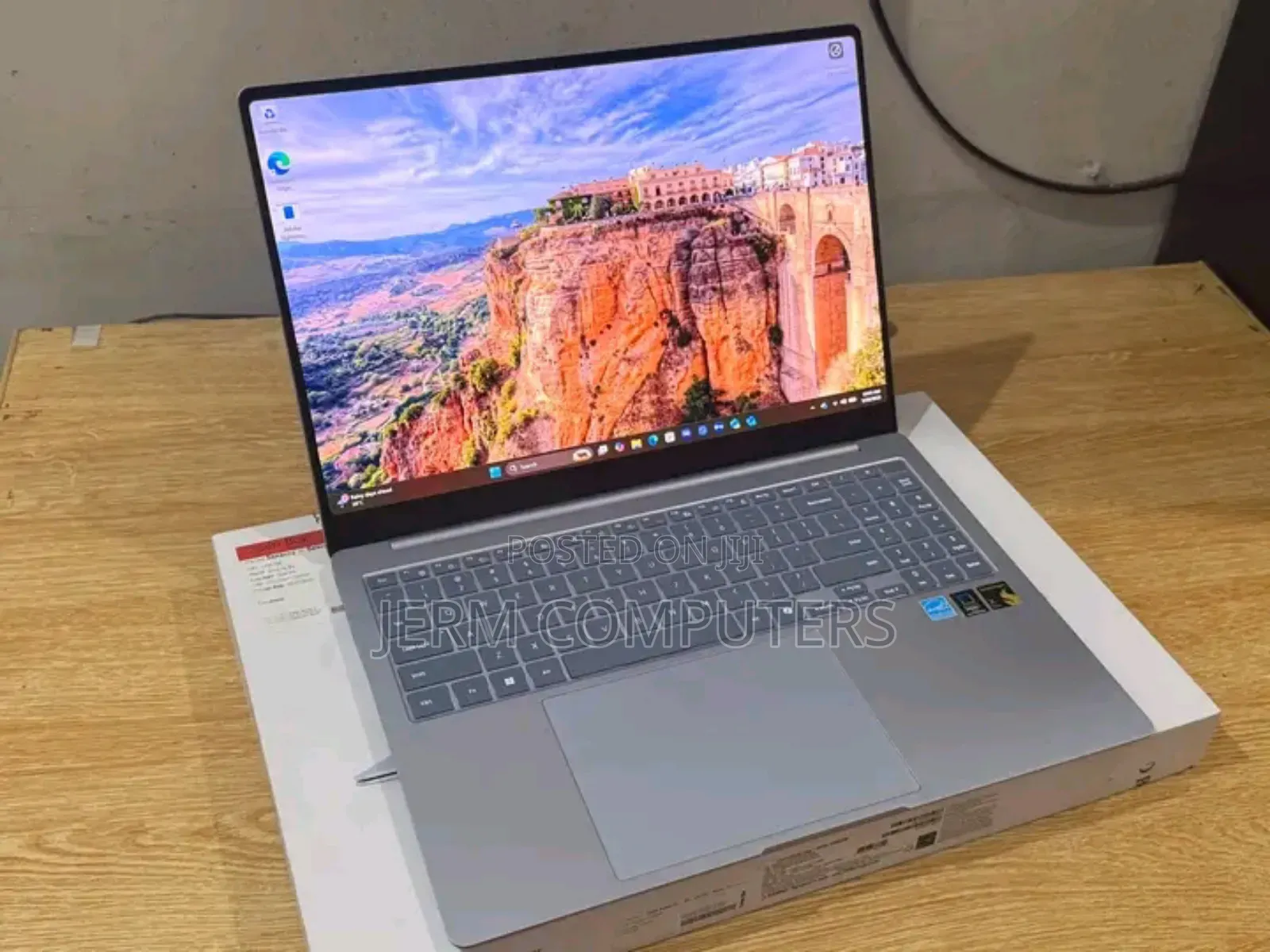 New Samsung Galaxy Book4 16GB Qualcomm Snapdragon X Elite SSD 512GB
