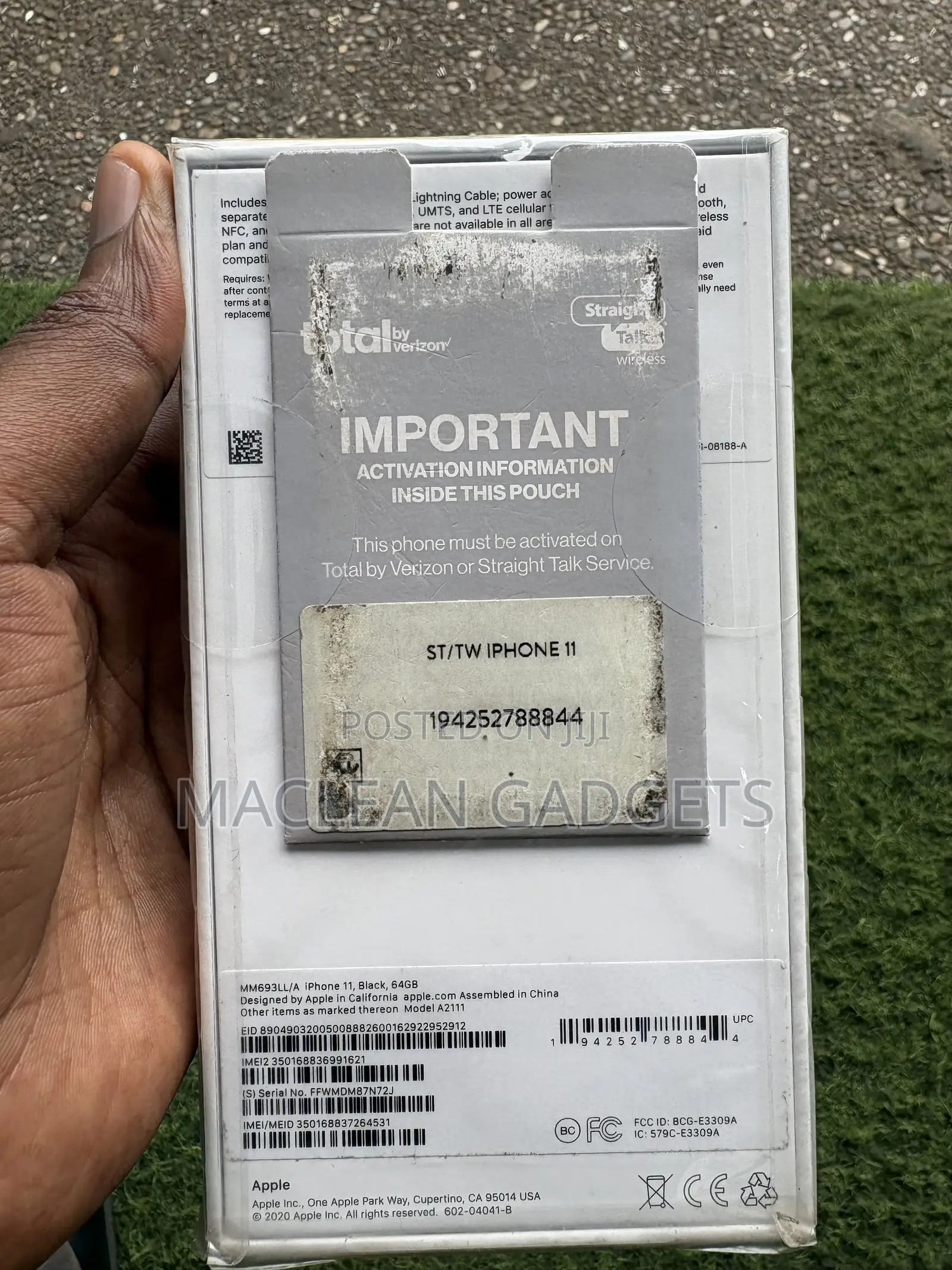 New Apple iPhone 11 64 GB Black