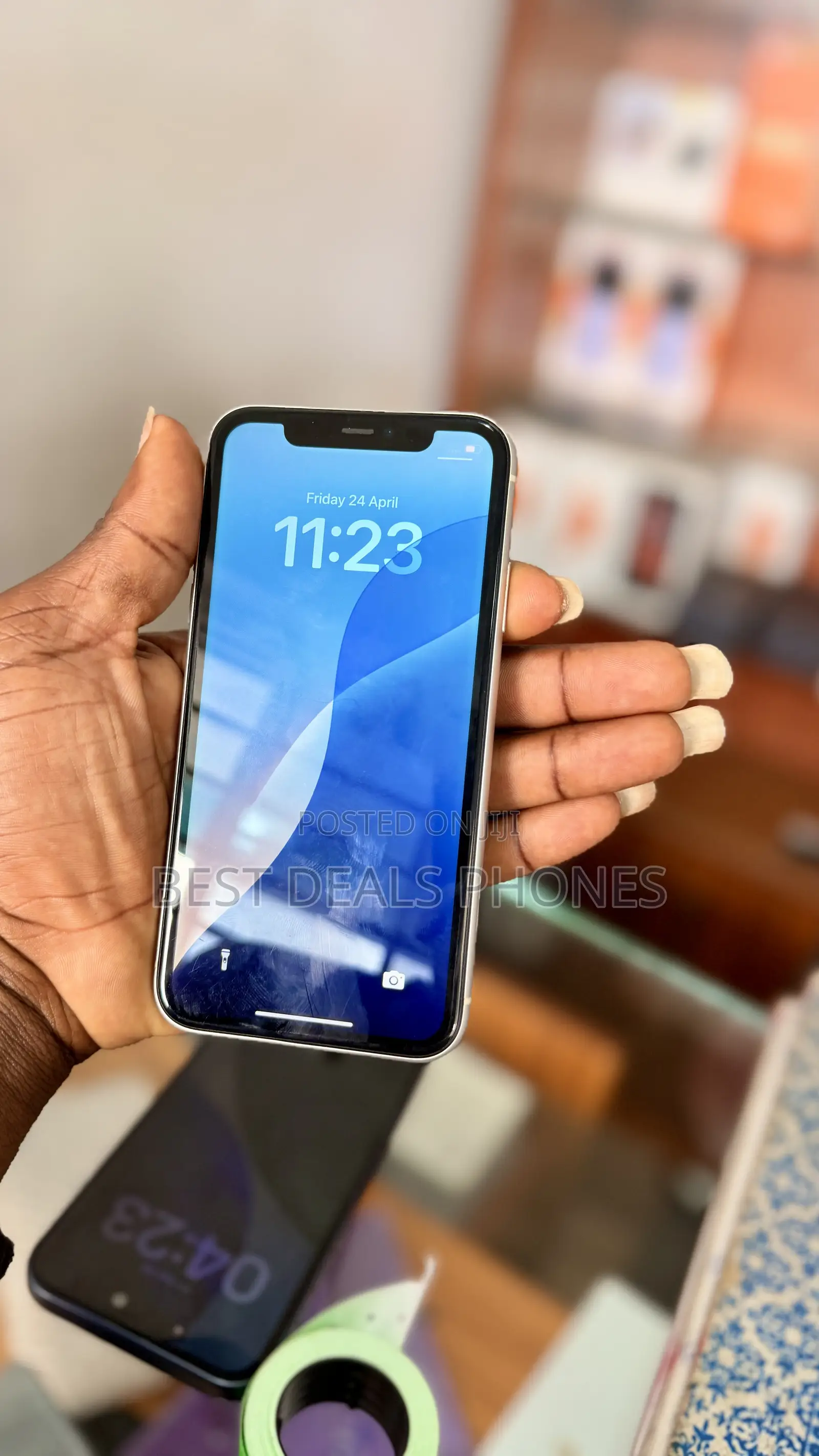 New Apple iPhone 11 128 GB White