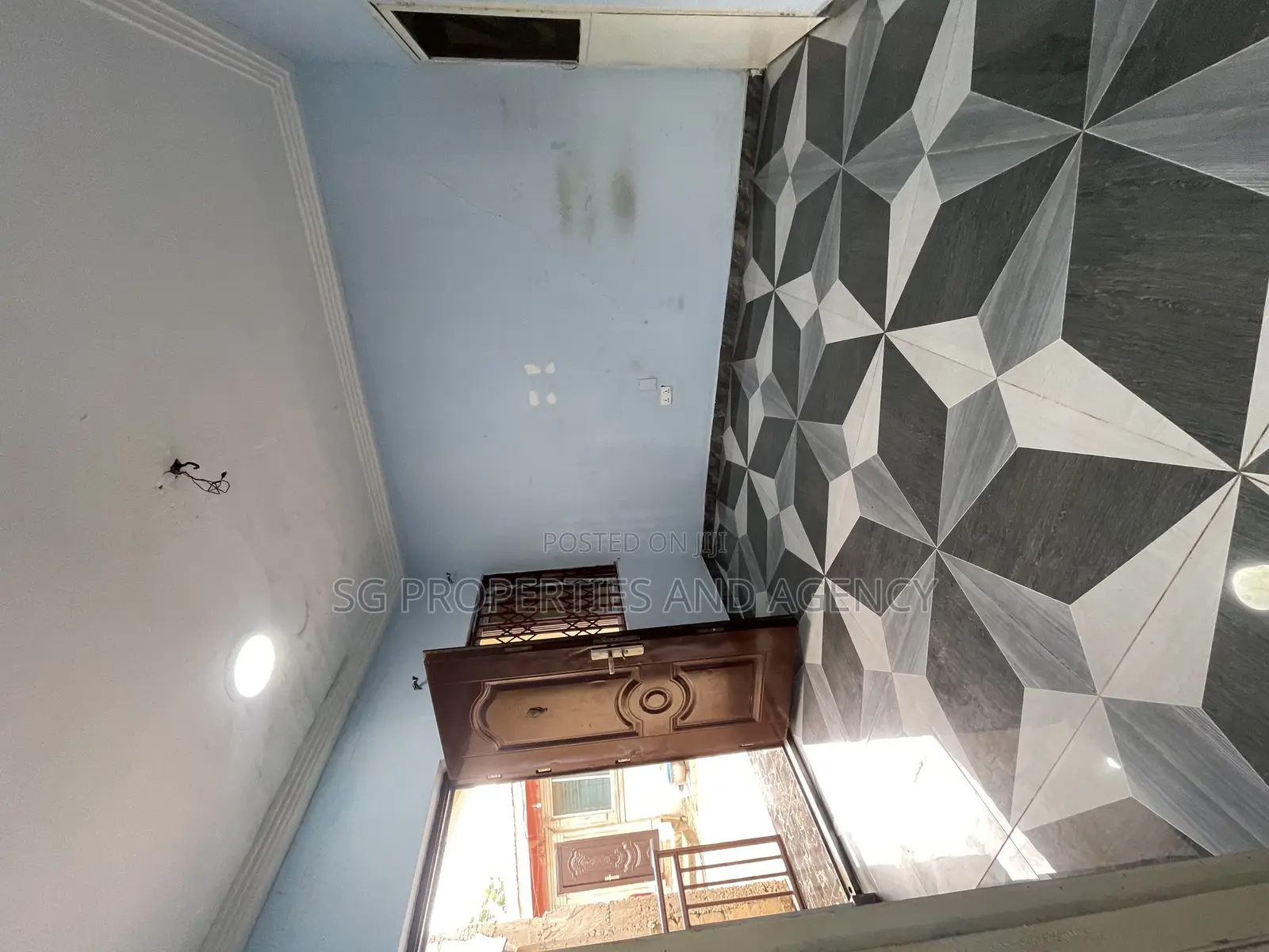 1bdrm Apartment in Batsonaa, Baatsona Total for rent