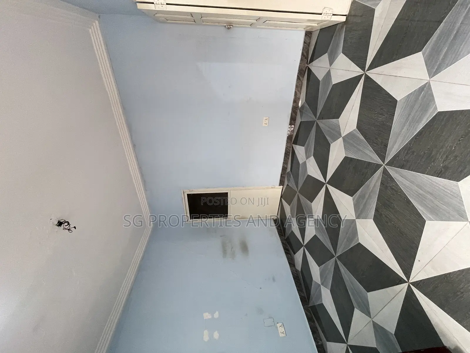 1bdrm Apartment in Batsonaa, Baatsona Total for rent