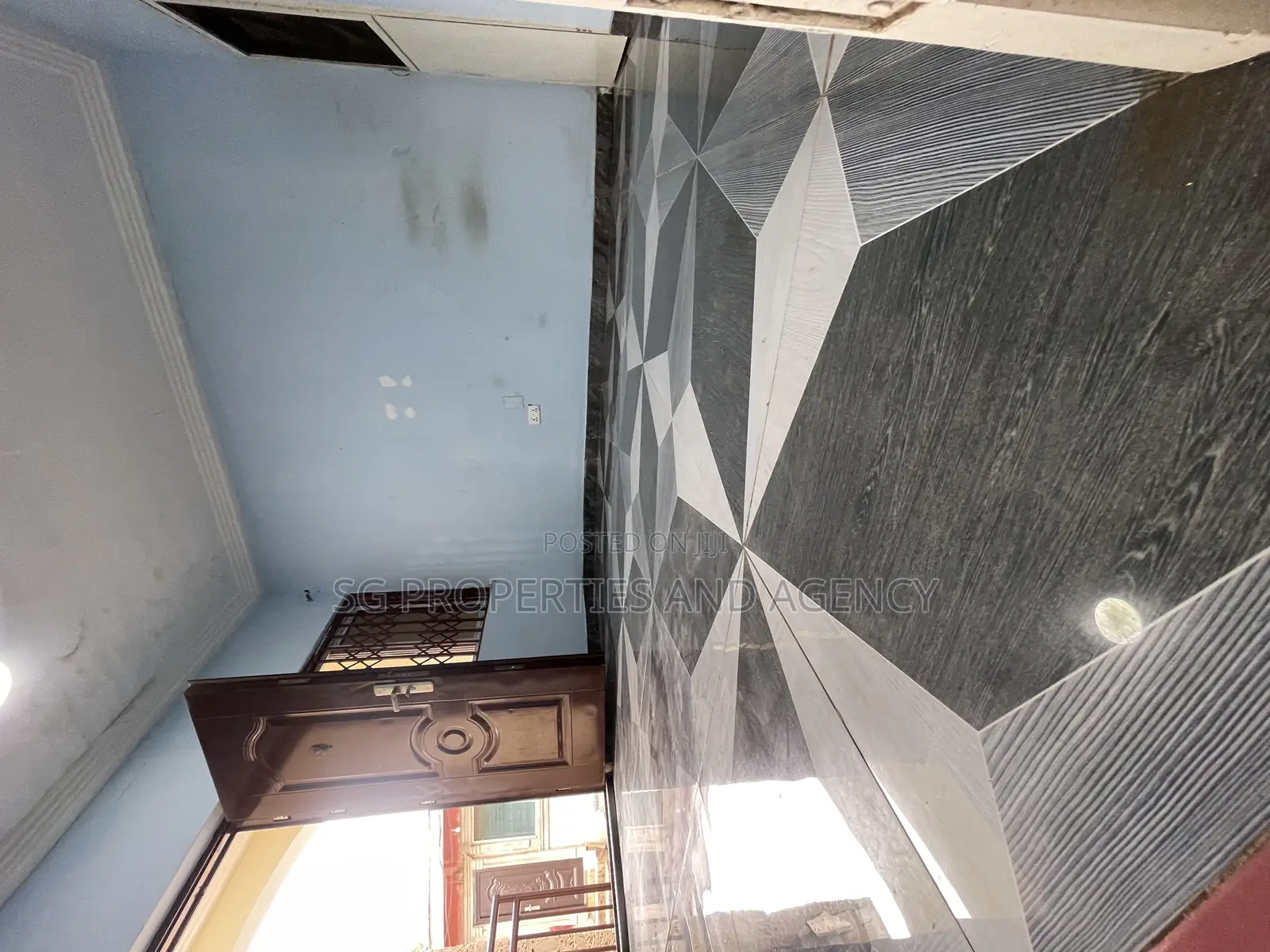 1bdrm Apartment in Batsonaa, Baatsona Total for rent